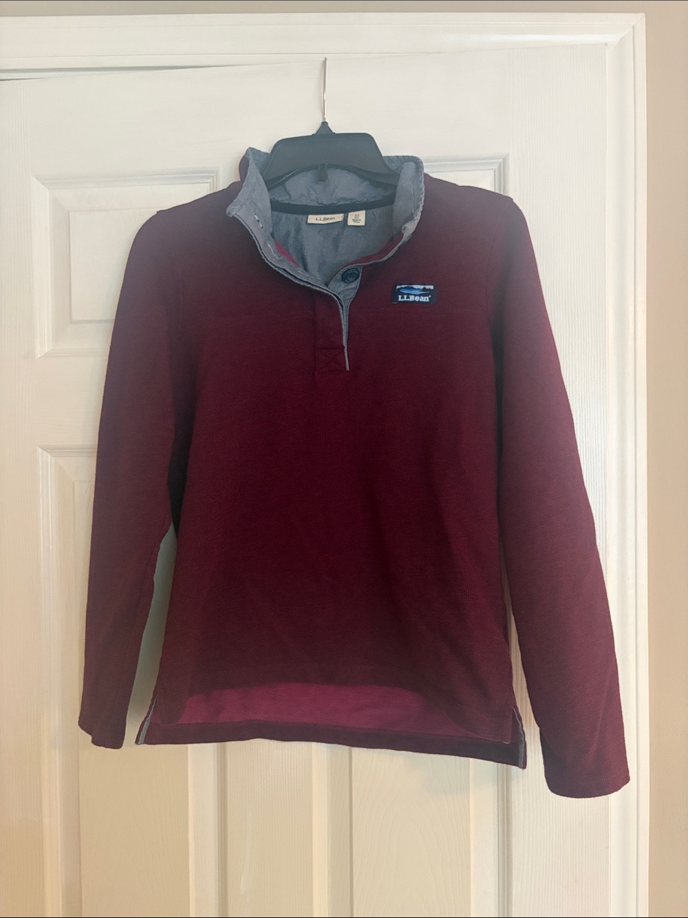 L.L. Bean long sleeve Rugby shirt Burgundy Quarter-Snap Women’s size xs